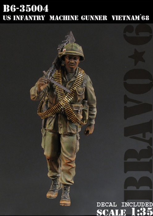 B6-35004 Миниатюра с декалью U.S. Infantry Machine Gunner, Vietnam '68
