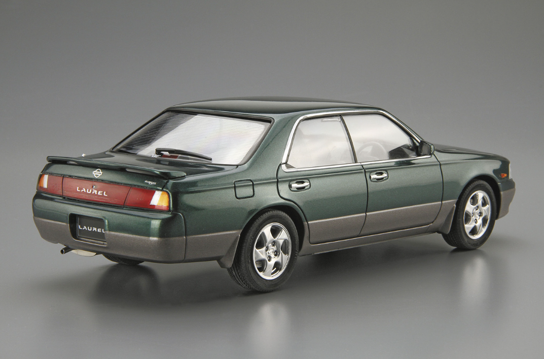 06449 Nissan Laurel GC34 Medalist V/Club S '93 Aoshima