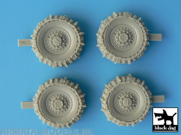 BDT35008 1/35 Staghound snowchained wheels set
