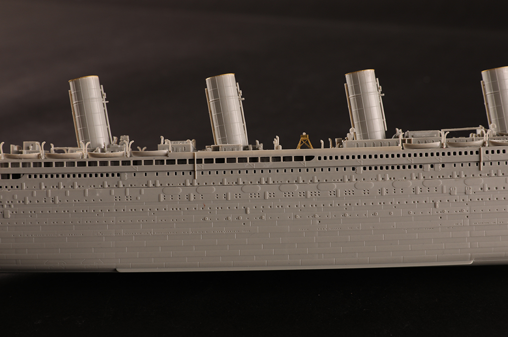 83420HB Пароход Titanic Hobby Boss