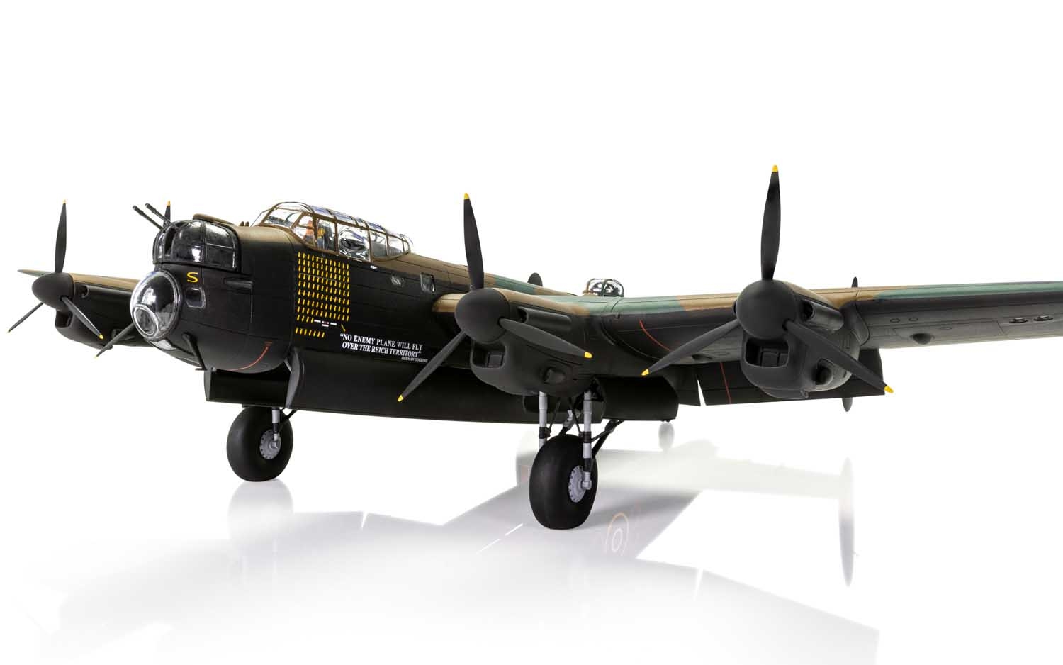 A08013A Сборная модель Самолета Avro Lancaster B.I/B.III Airfix