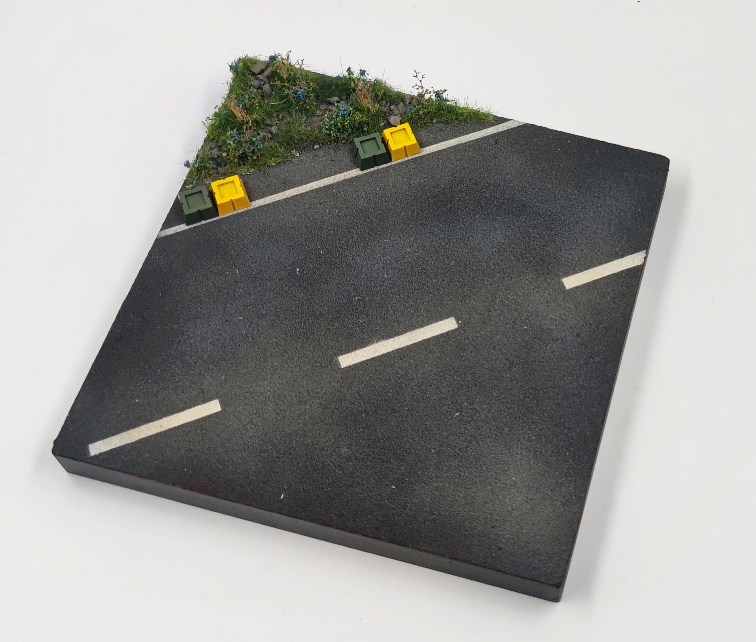 HE-48043 Подставка полоса (Аксессуары неокрашенные в комплекте) Размер 20х20см