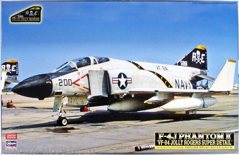 51044 Самолет F-4J PHANTOM II VF-84 JOLLY ROGERS SUPER DETAIL Hasegawa