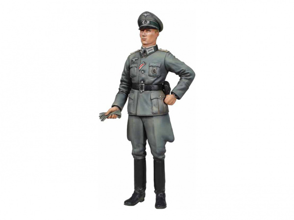 25154T Офицер вермахта и танкист африканский корпус Tamiya