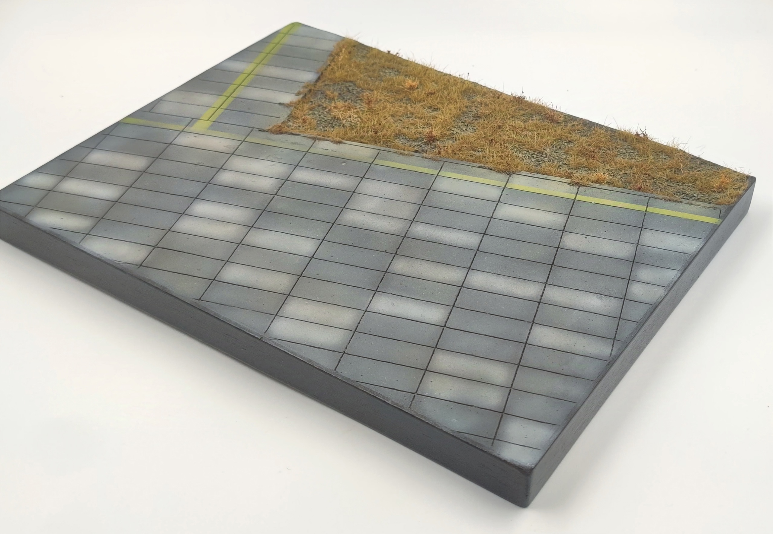 HE-144008 Подставка полигон осенний Размер 34х25см