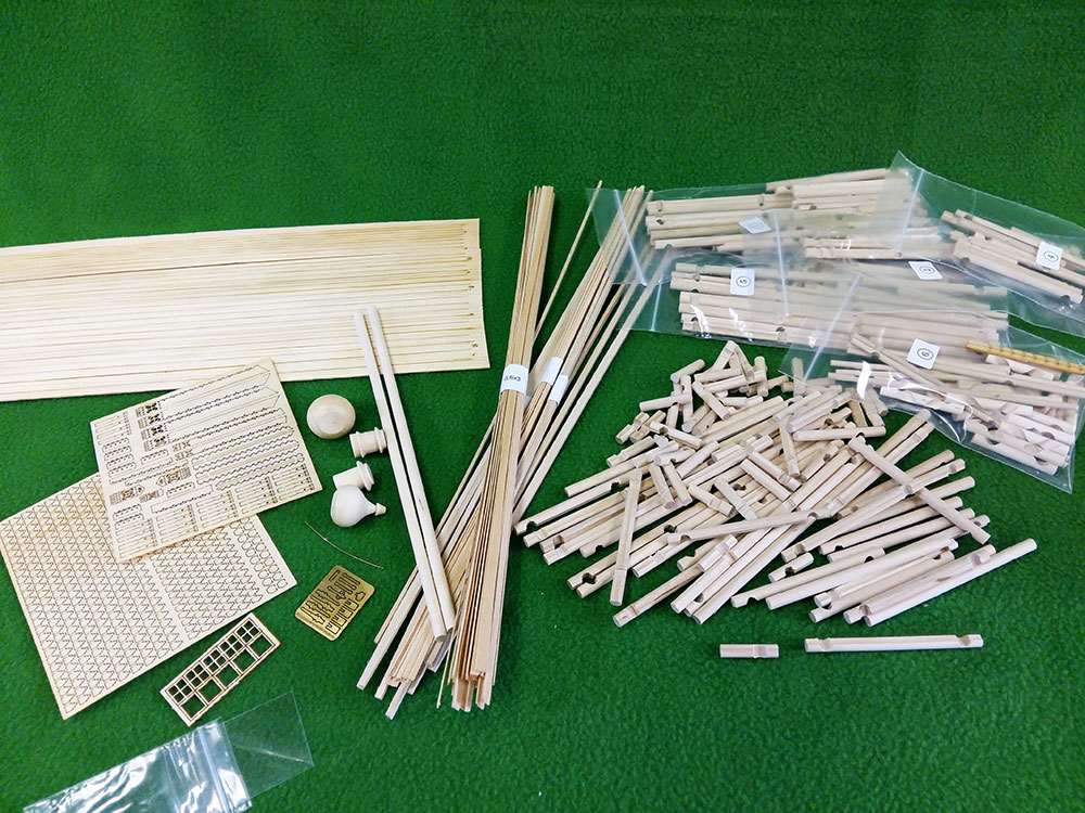 1002 сборная деревянная модель Часовня из деревни Вигово СВ Модель