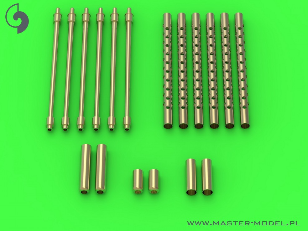 AM-24-019 F6F-5 Hellcat - позднее вооружение (прикрытые стволы Браунинга .50 калибра)