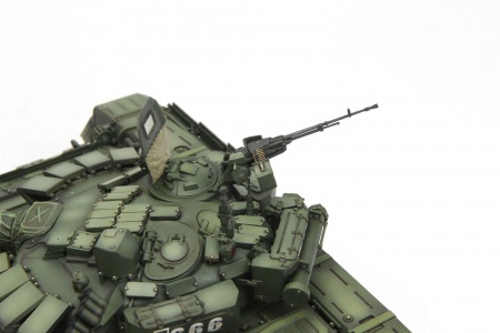 TS-028 RUSSIAN MAIN BATTLE TANK T-72B3 Meng