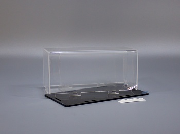 LCB002BL Бокс акриловый для танков 1/72 175х80х80, основание черный глянец