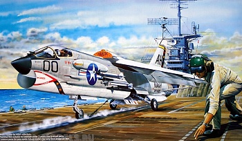 02272 Самолет  F-8E Крусейдер 