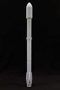 AM145043 Ракета Фалкон 9 Falcon со спутниками Старлинк